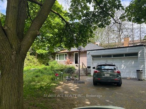 150 Doncaster Avenue Markham ON L3T 1L3