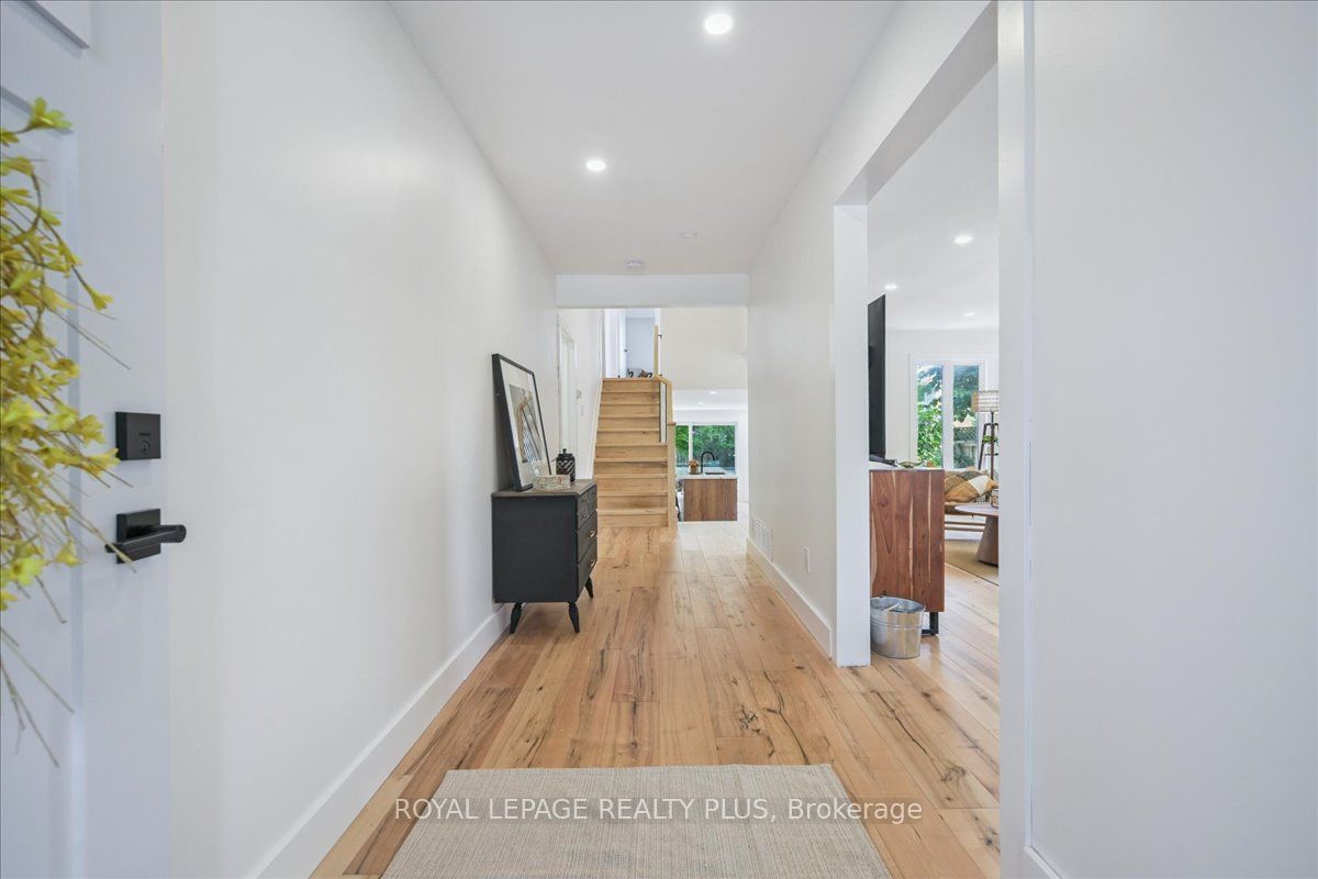 3599 Pitch Pine Crescent
