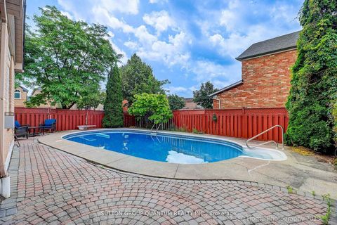 3246 Fanleaf Drive Mississauga ON L5N 7C9