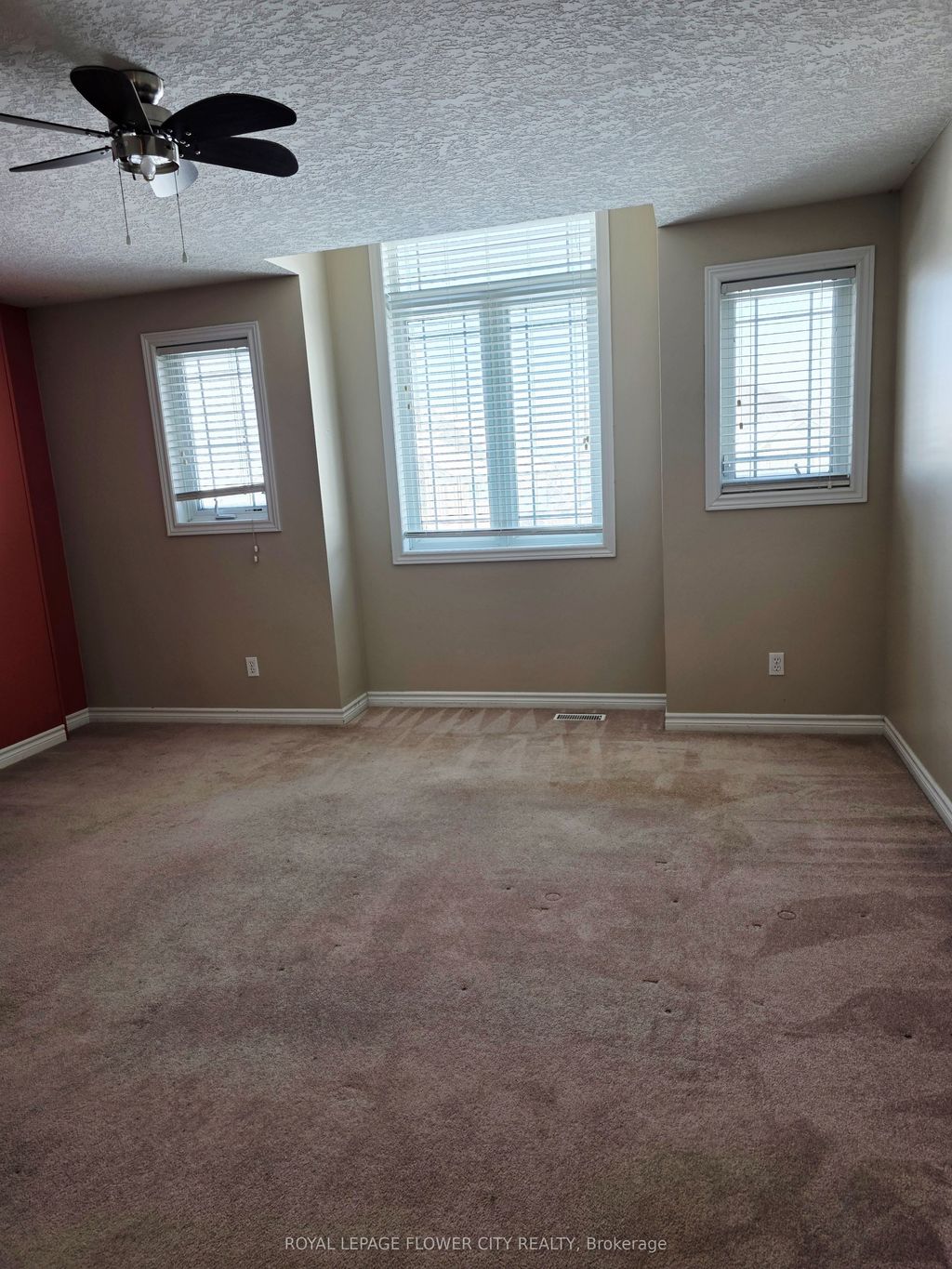 Photo of 187 Huck Crescent W, Kitchener, ON N2N 3P7 (MLS # X12751194)