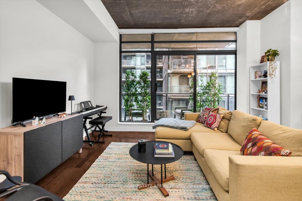 10 Morrison Street 409