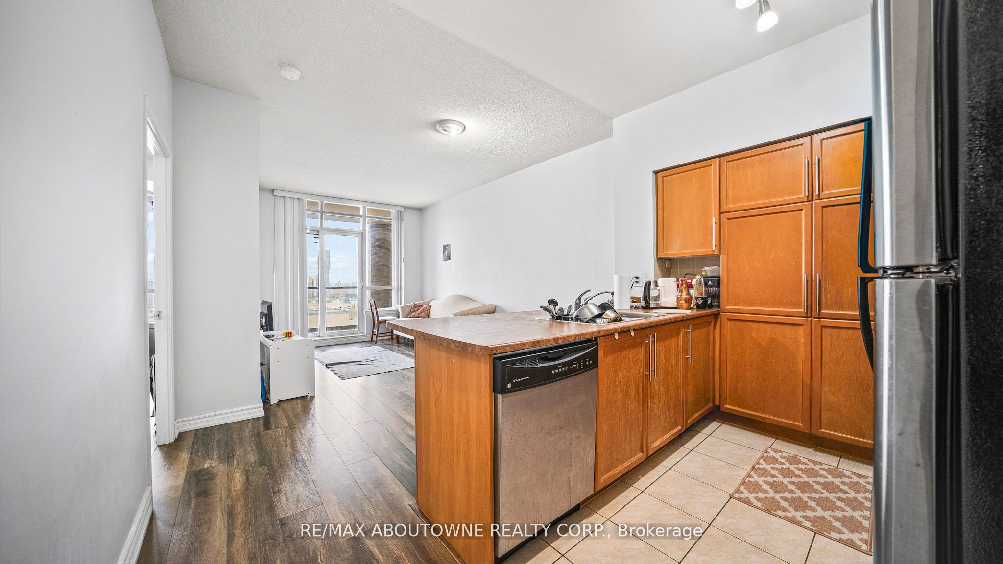 388 Prince of Wales Drive 1609