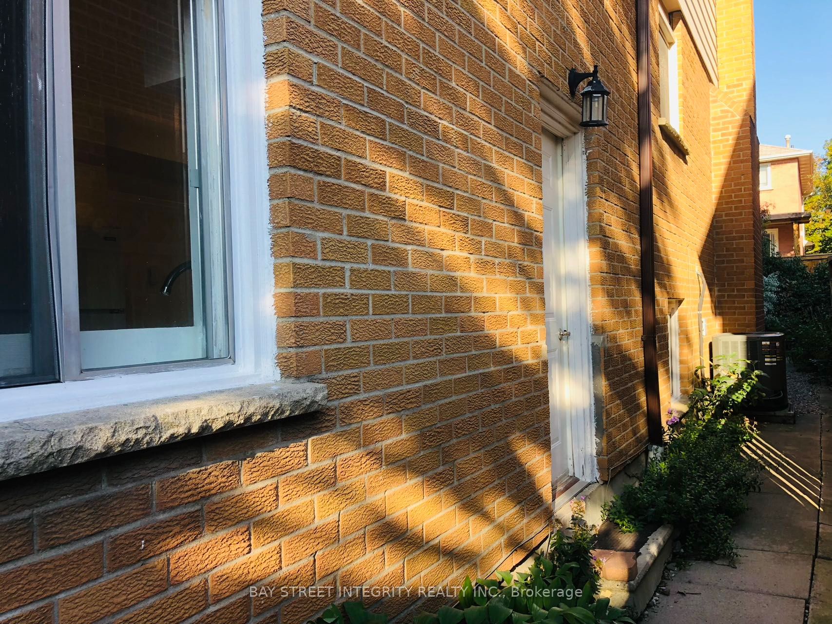 4145 Quaker Hill Drive 2