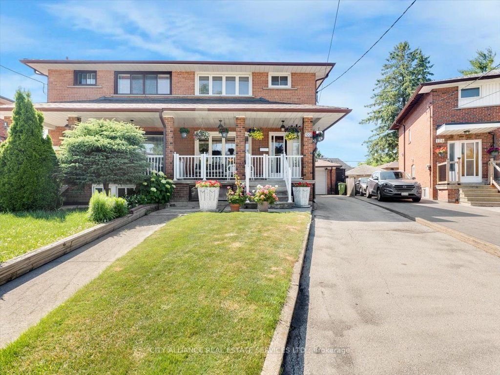 Photo of 122 Brookhaven Drive, Toronto, ON M6M 4P2 (MLS # W12389166)