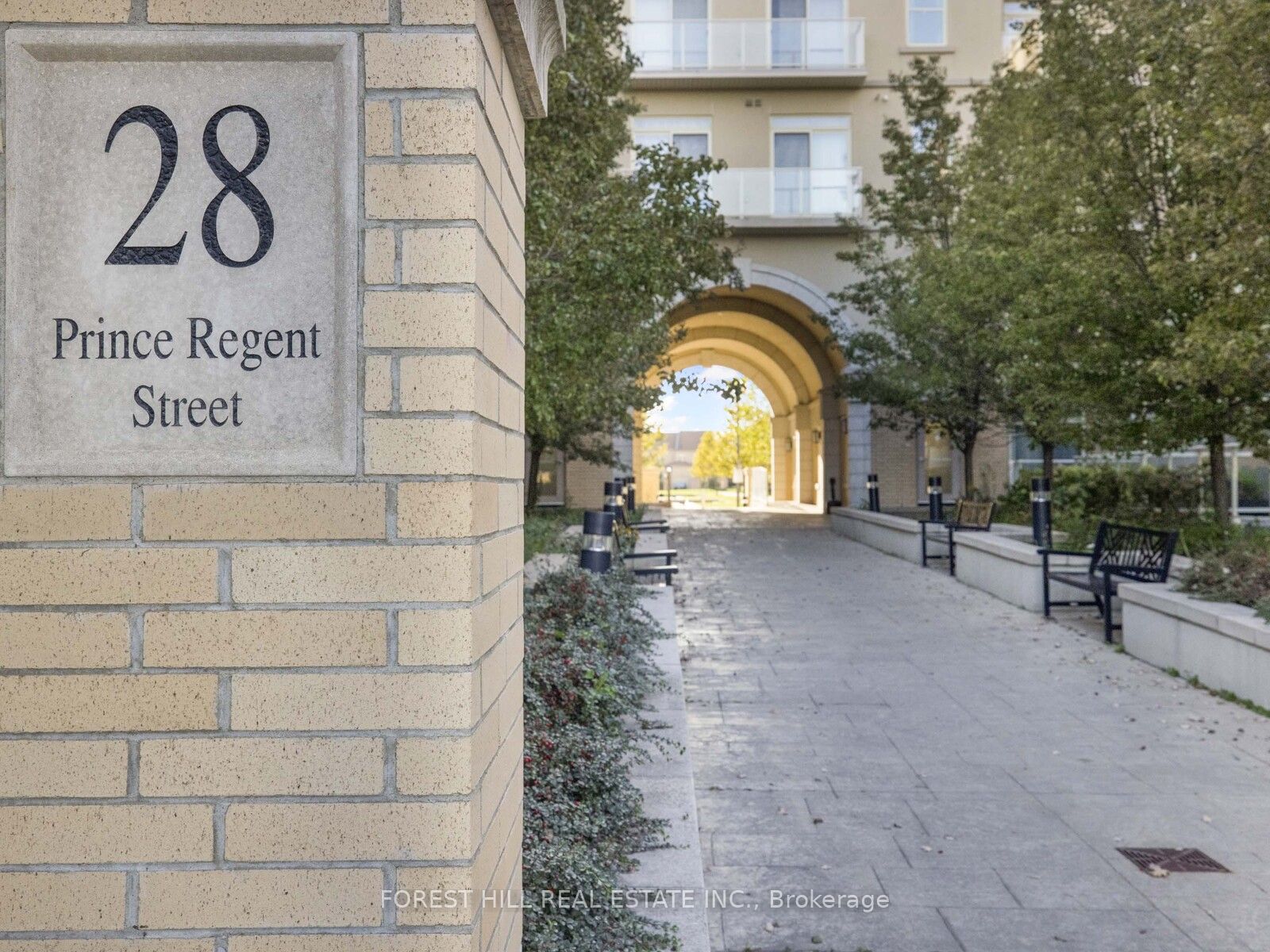 28 Prince Regent Street PH8