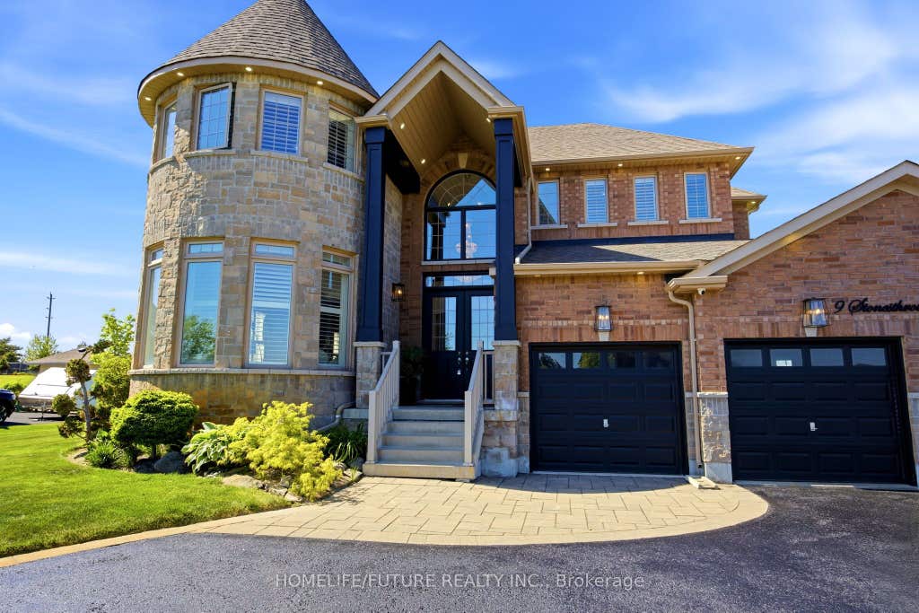 Photo of 9 Stonesthrow Crescent, Uxbridge, ON L0C 1A0 (MLS # N13652880)