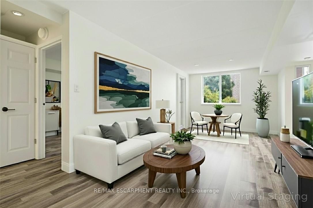 3499 UPPER MIDDLE Road 211