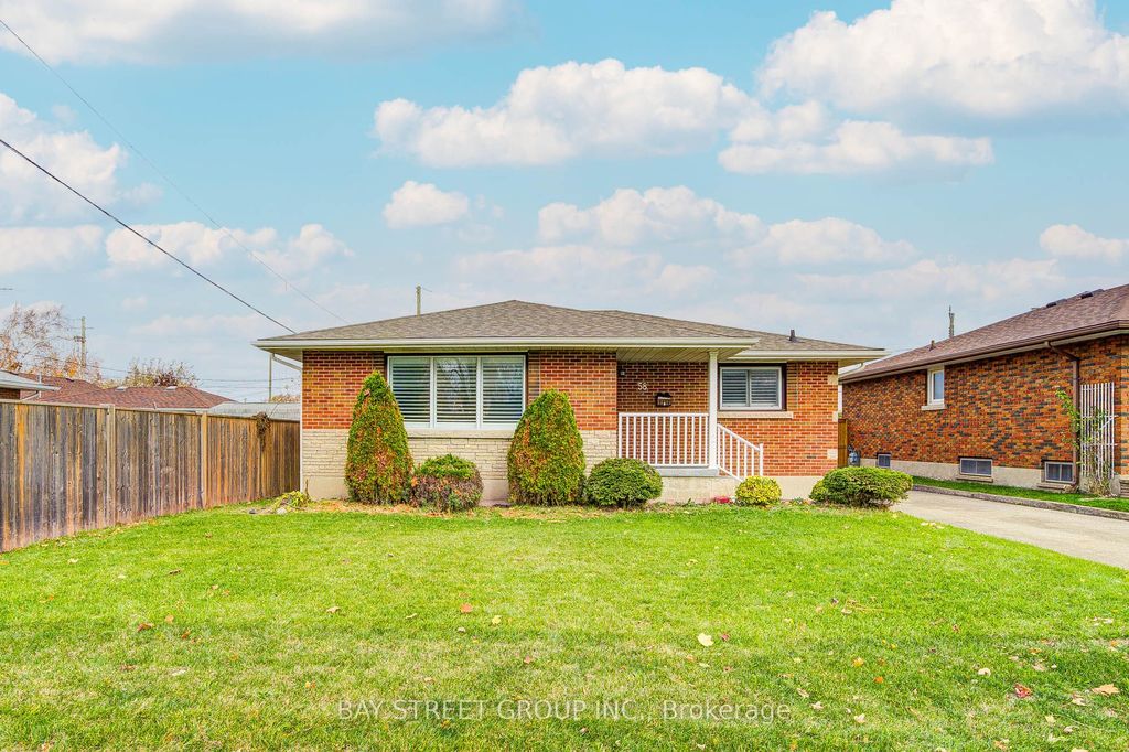 Photo of 58 Broderick Avenue, Thorold, ON L2V 2J1 (MLS # X12493908)