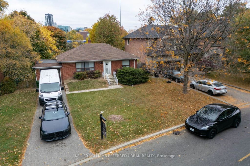 Photo of 134 Upper Canada Drive, Toronto, ON M2P 1S4 (MLS # C12707704)