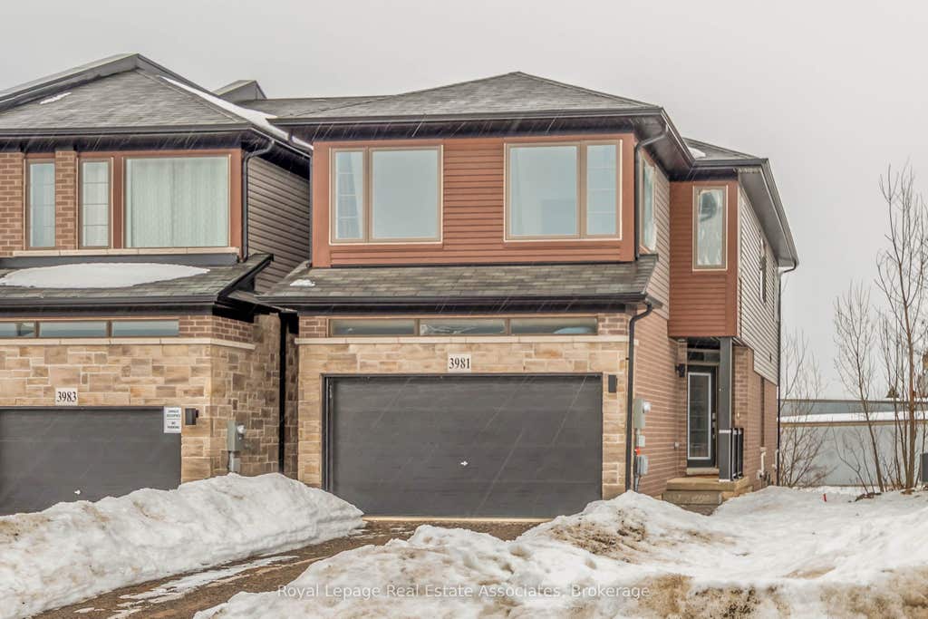 Photo of 3981 Crown Street, Lincoln, ON L0R 1B4 (MLS # X13653338)
