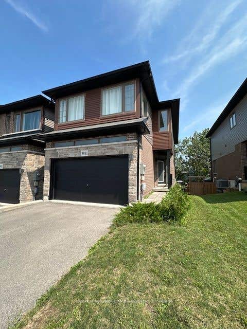 Photo of 3981 Crown Street, Lincoln, ON L0R 1B4 (MLS # X13653338)