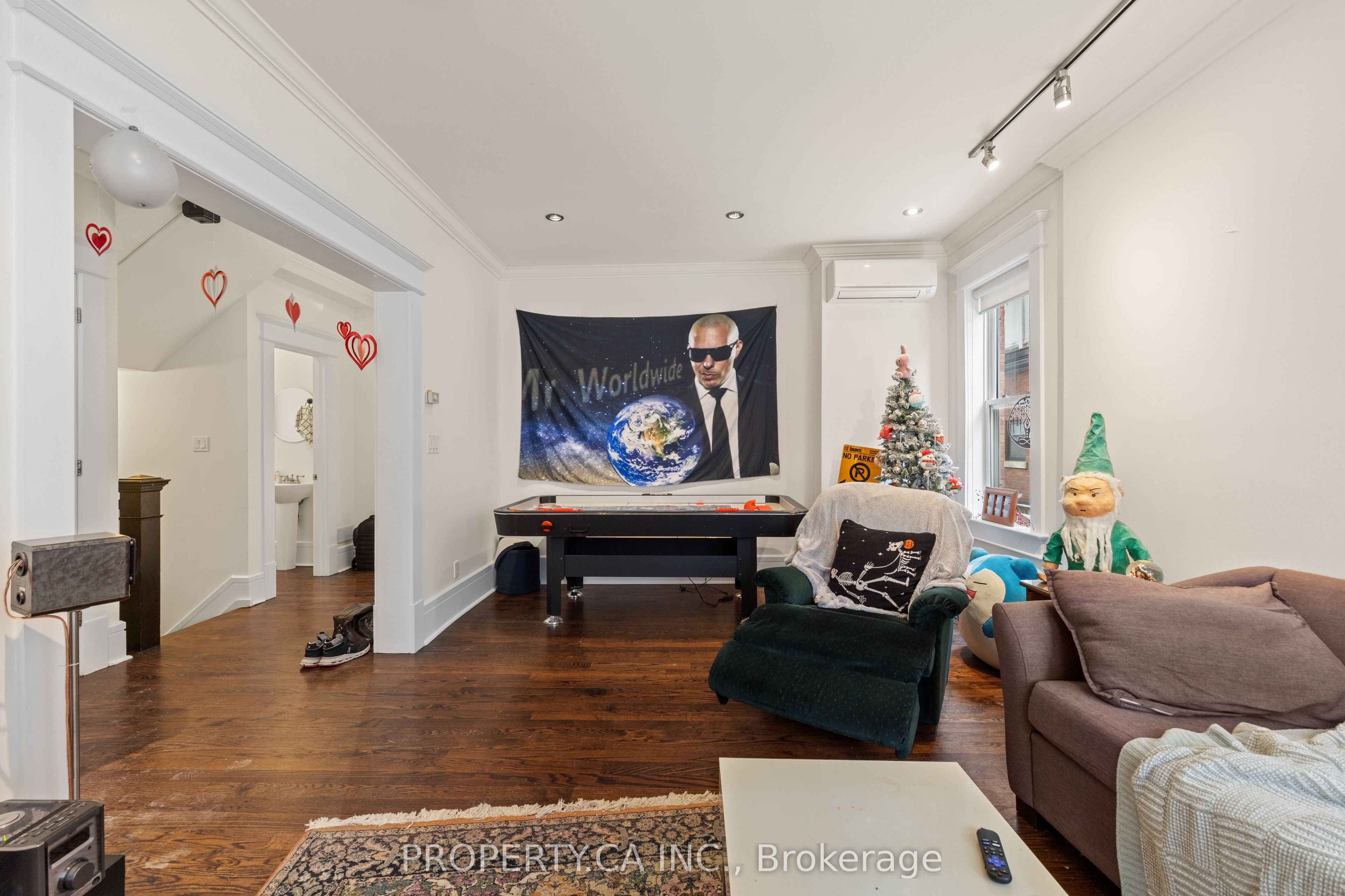 423 Palmerston Boulevard #Main