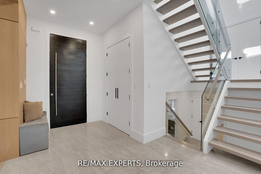 Photo of 7 Woodvalley Drive, Toronto, ON M9A 4H2 (MLS # W13079604)