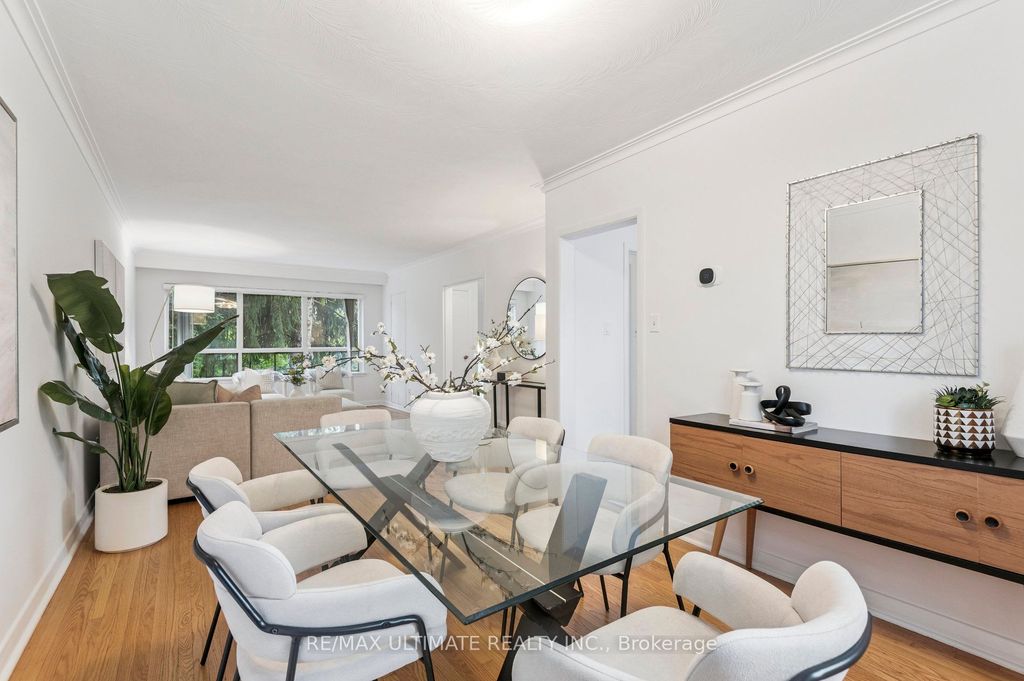 Photo of 24 Highbury Road, Toronto, ON M9M 2J7 (MLS # W12426102)