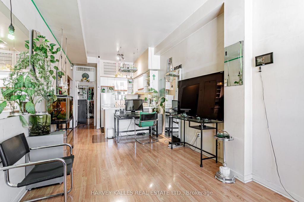 Photo of 343 Greenwood Avenue, Toronto, ON M4L 2R6 (MLS # E12425761)