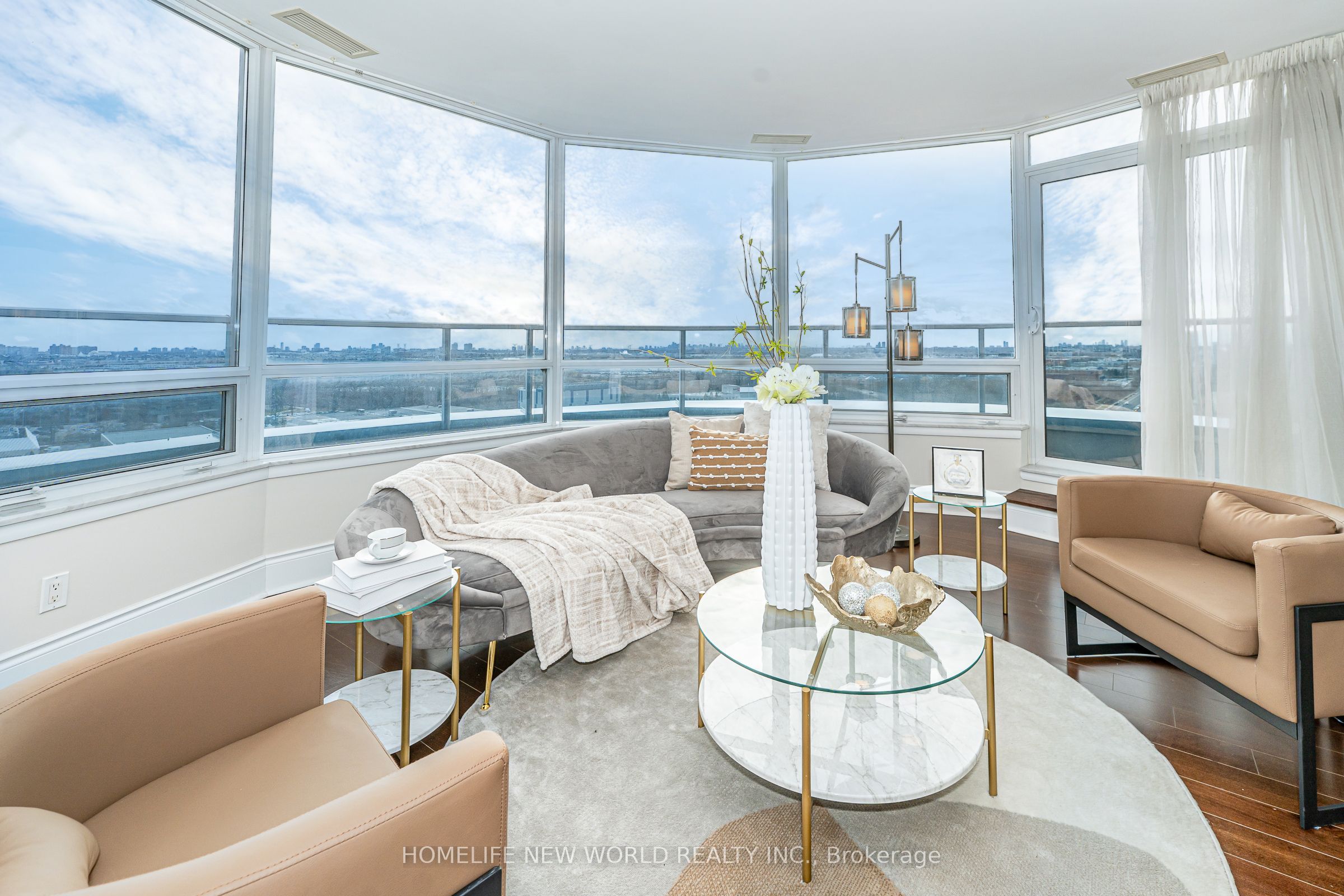 23 Cox Boulevard Ph63