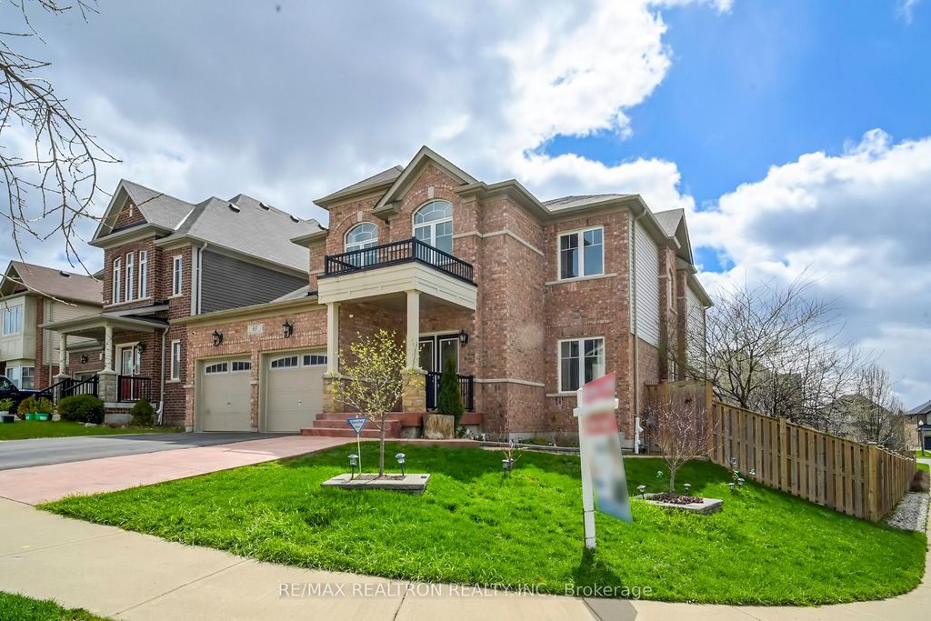 Photo of 63 Pieter Vos Drive, Kitchener, ON N2P 0G2 (MLS # X13023302)