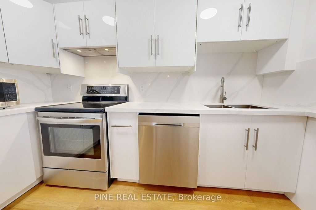 Photo of 155 Marlee Avenue #2307, Toronto, ON M6B 4B5 (MLS # W12311666)