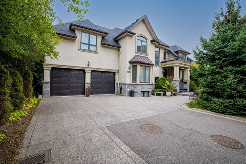 108 Livno Common Oakville ON L6L 1H1
