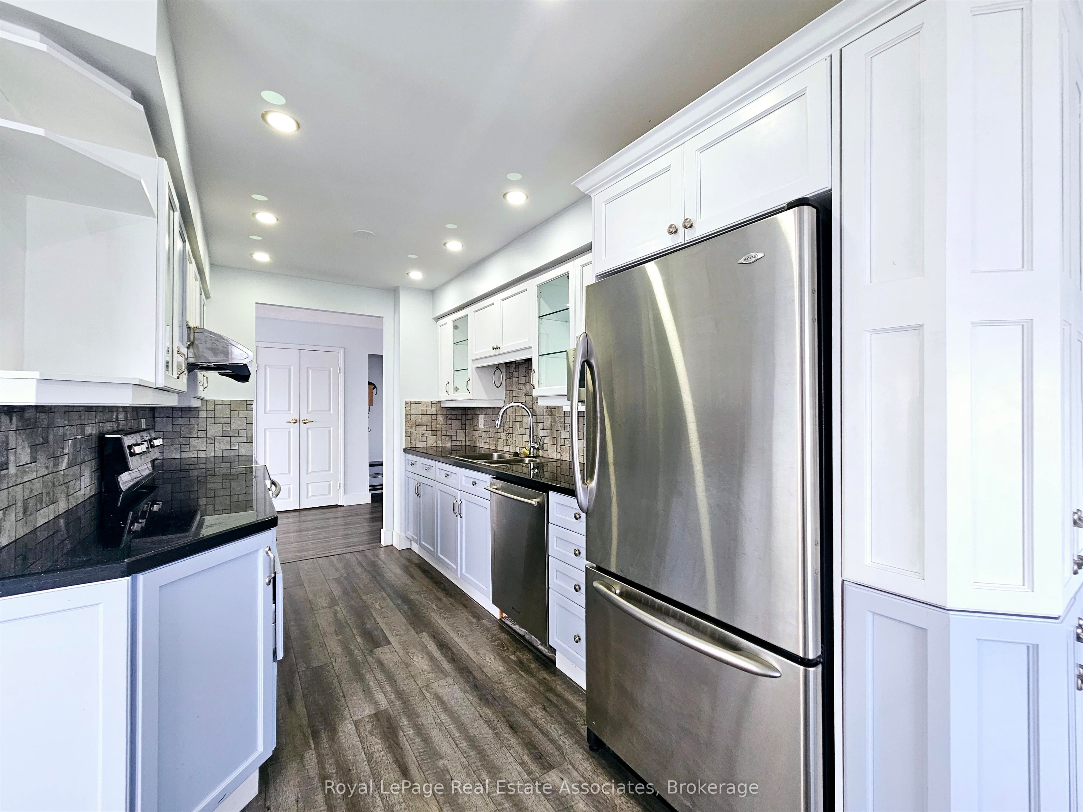 25 Kingsbridge Garden Circle 2425