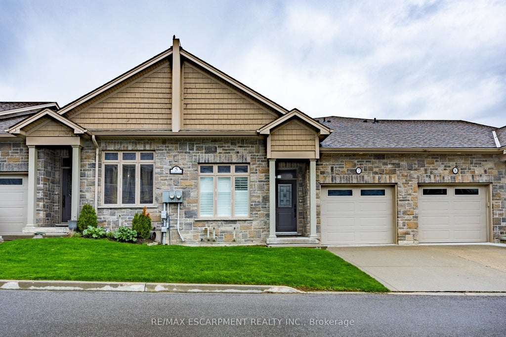 Photo of 5 Old Hamilton Road #7, Norfolk, ON N0A 1N7 (MLS # X13794628)
