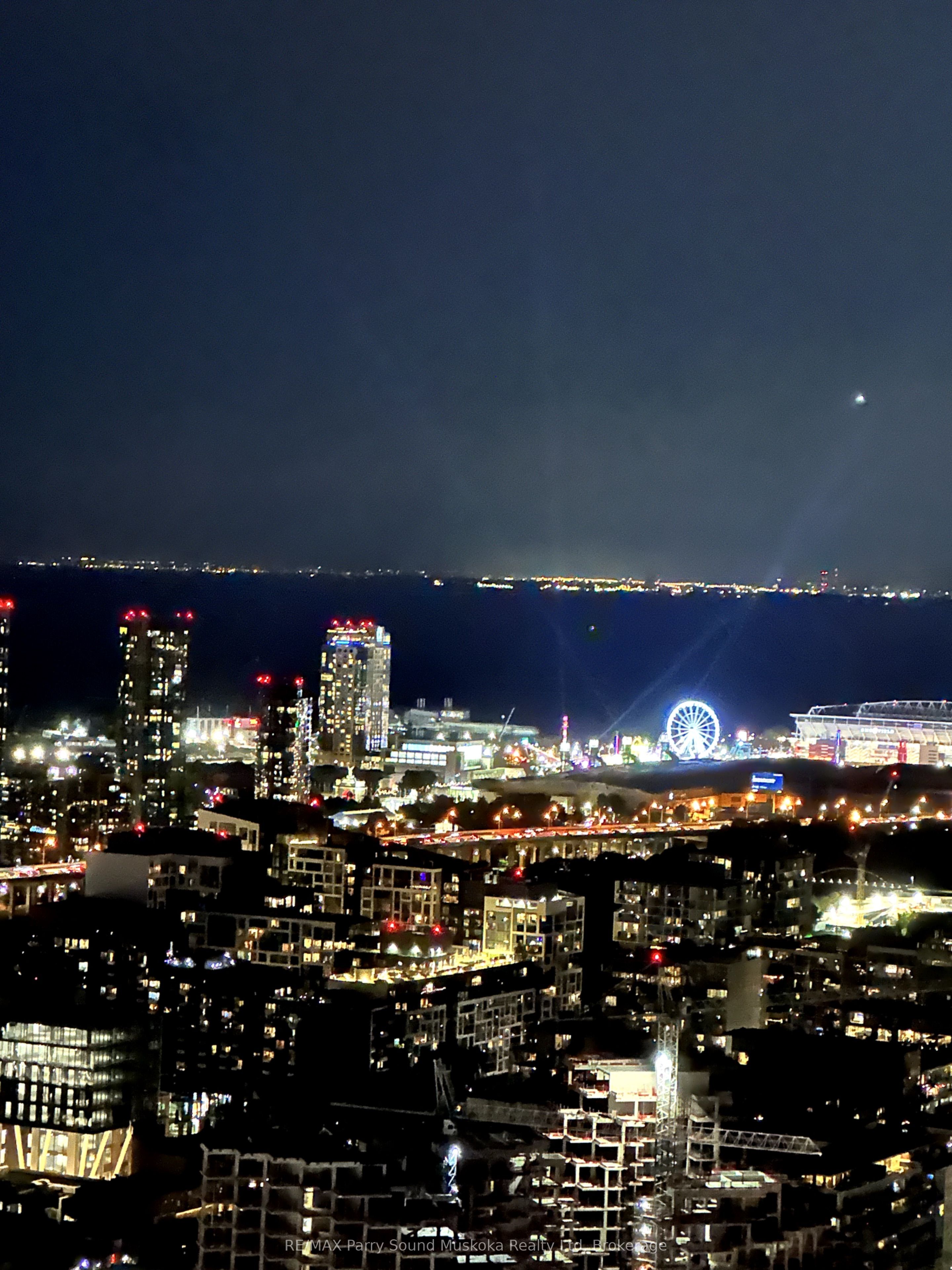 108 Peter Street 4906