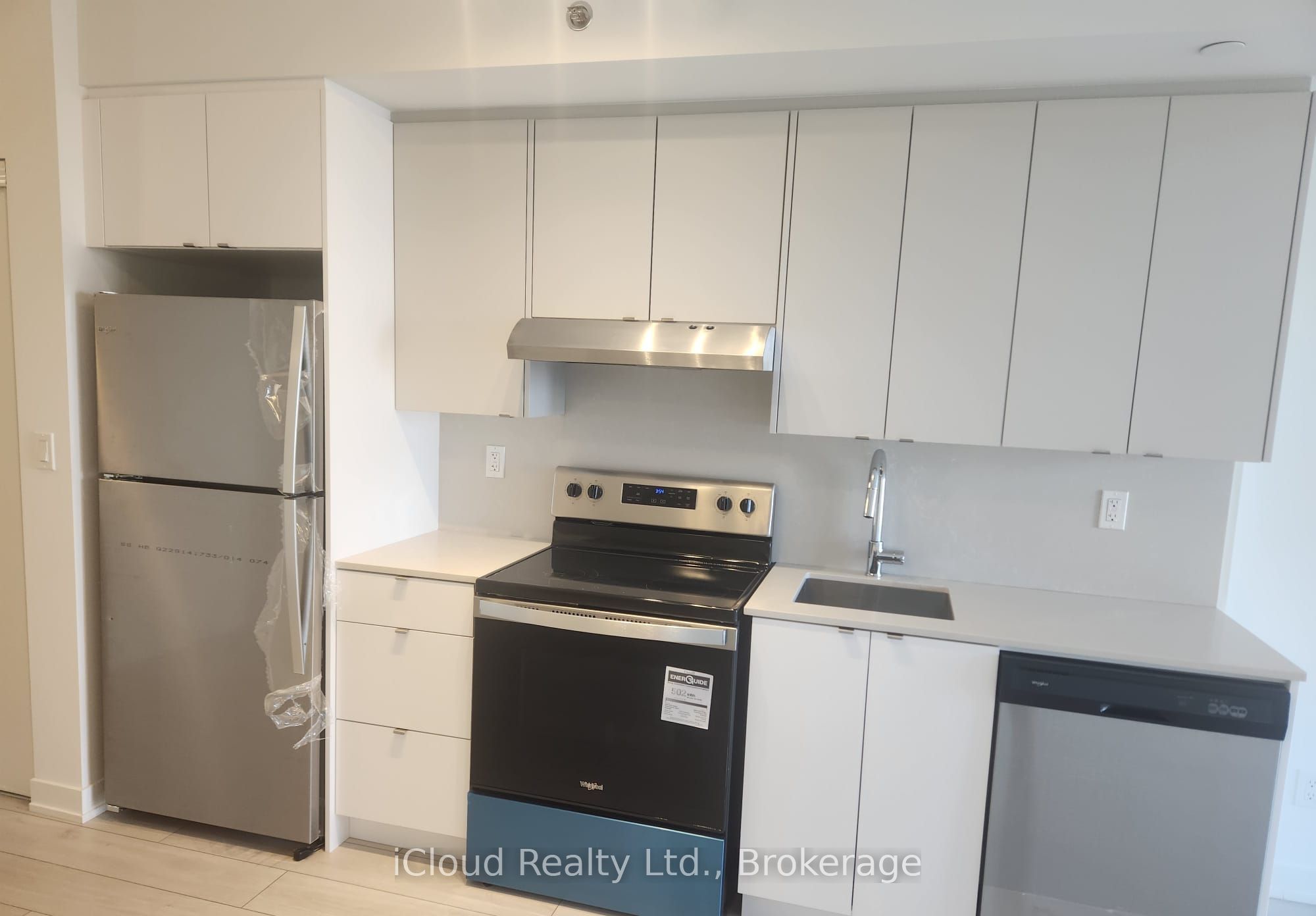 3200 Dakota Common N/A B304