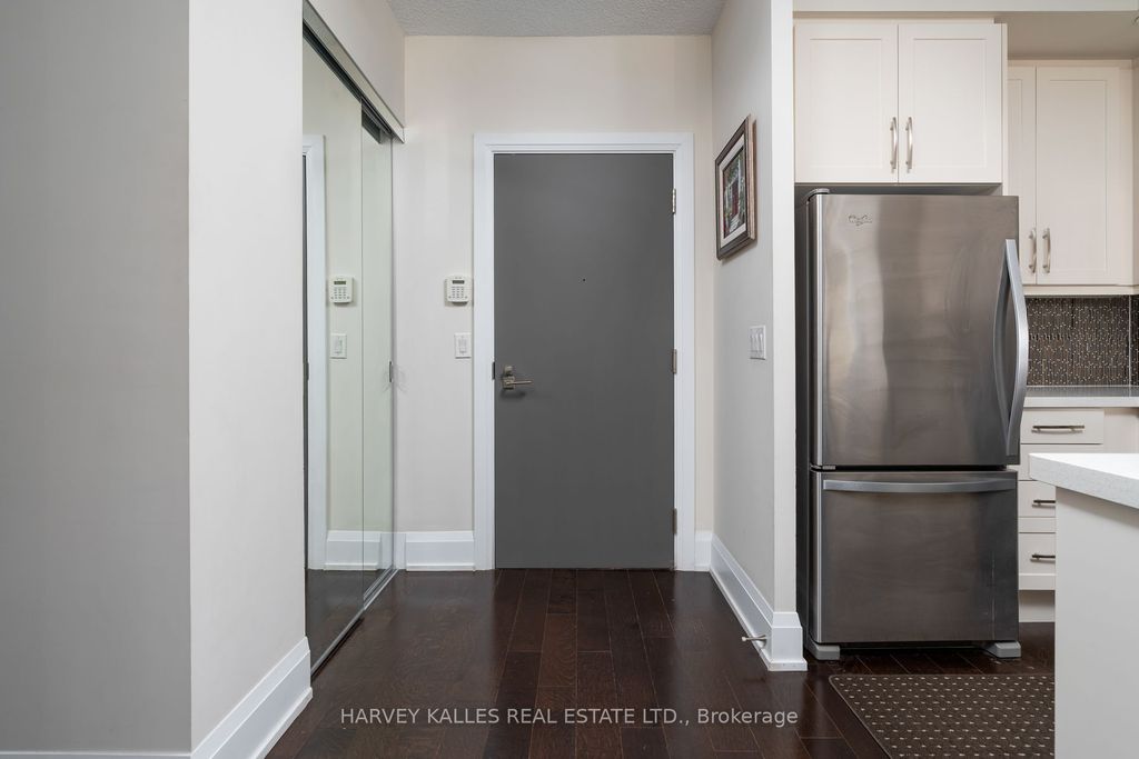 Photo of 1 Old Mill Drive #1016, Toronto, ON M6S 0A1 (MLS # W12577996)