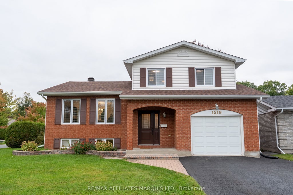 Photo of 1519 Stephen Street, Cornwall, ON K6J 5P6 (MLS # X13851646)