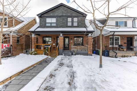 371 Milverton Boulevard Toronto ON M4J 1W1