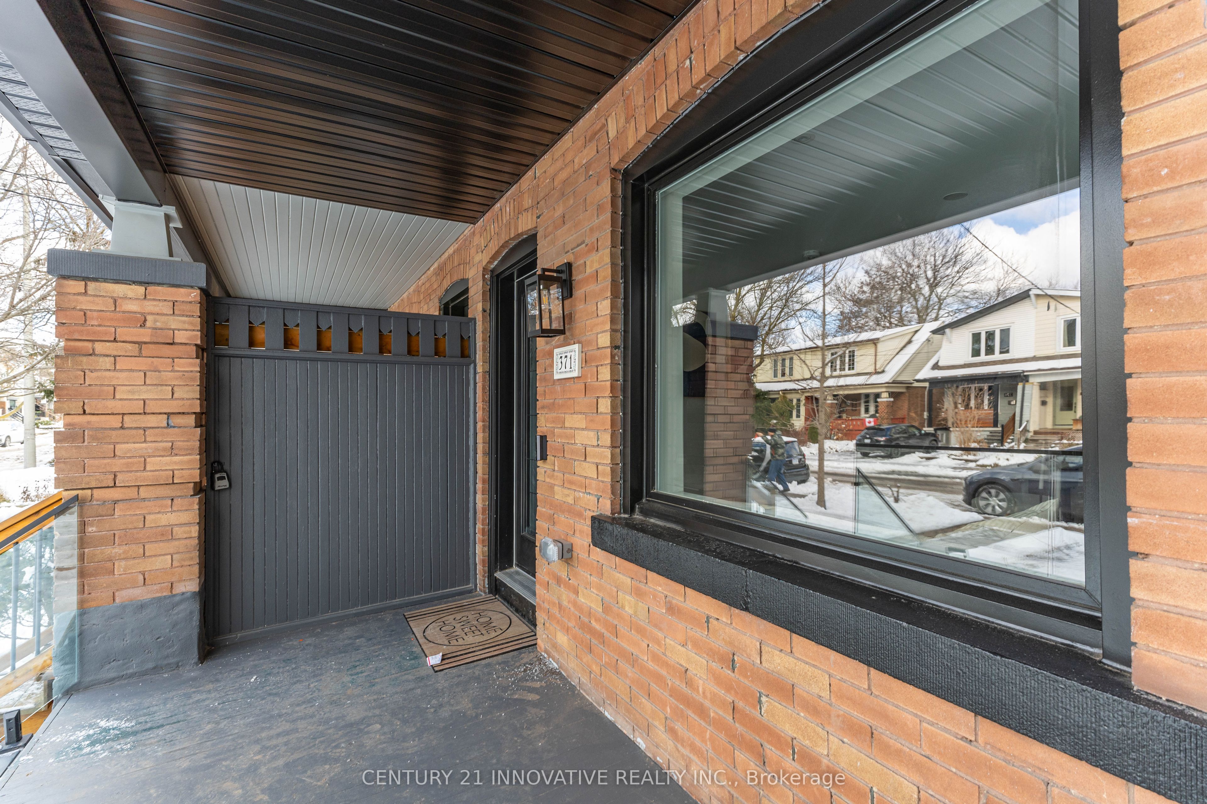 371 Milverton Boulevard