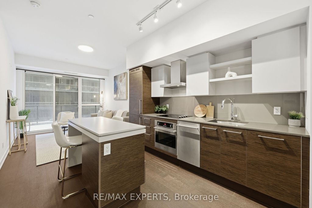 Photo of 1030 King Street W #438, Toronto, ON M6K 0B4 (MLS # C12755428)