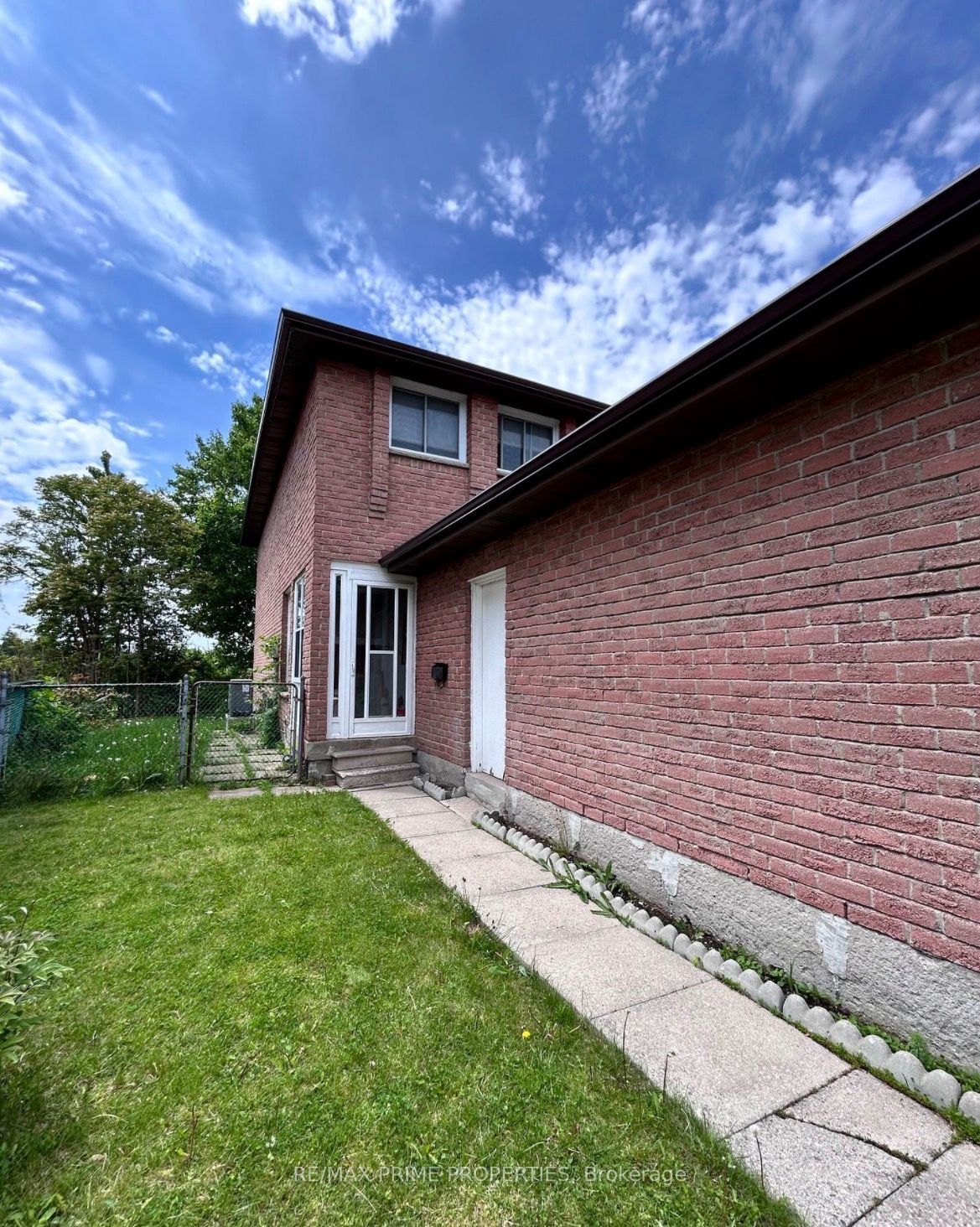 54 Tiffany Crescent