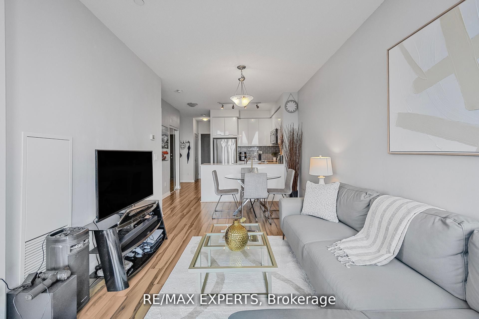 75 Eglinton Avenue W 2408