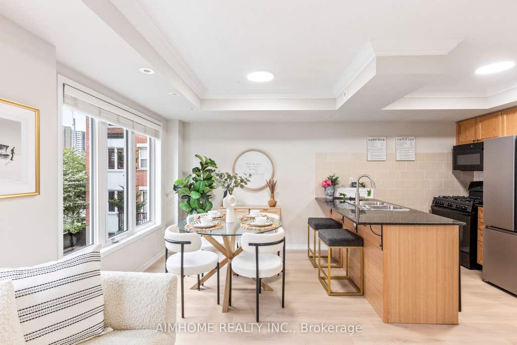 Photo of 29 Frances Loring Lane #6, Toronto, ON M4M 3E8 (MLS # E13414264)