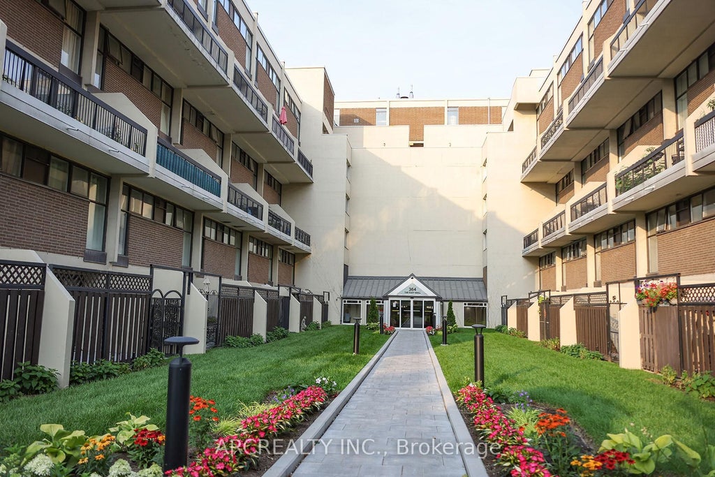 Photo of 364 The East Mall N/A #127, Toronto, ON M9B 6C5 (MLS # W13751064)
