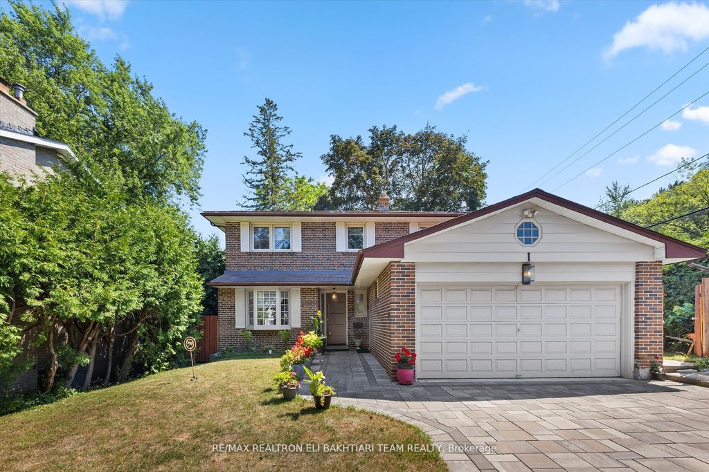 Photo of 1 Donmac Drive, Toronto, ON M3B 1N4 (MLS # C12451614)