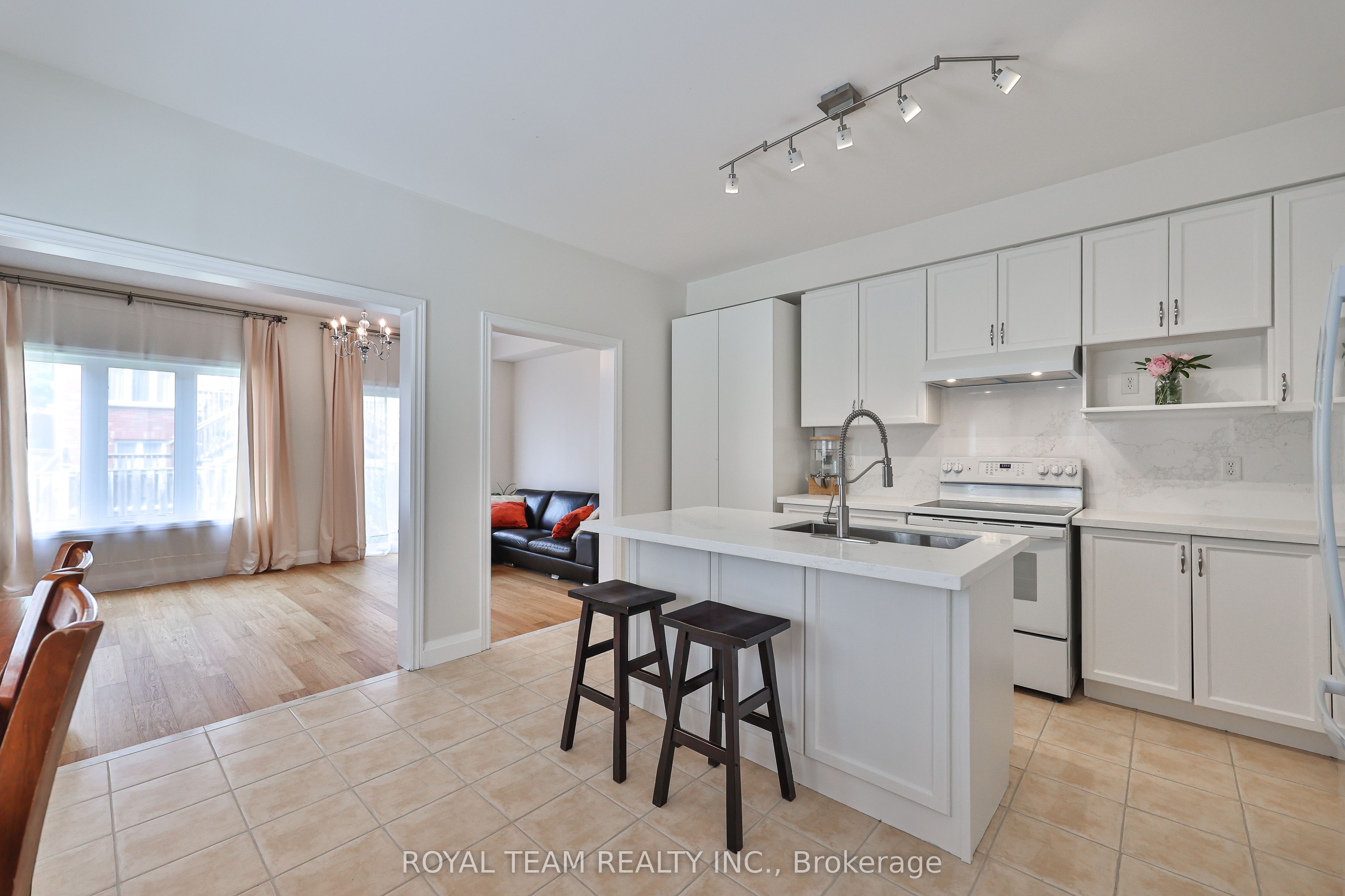 12 Spring Arbour Road