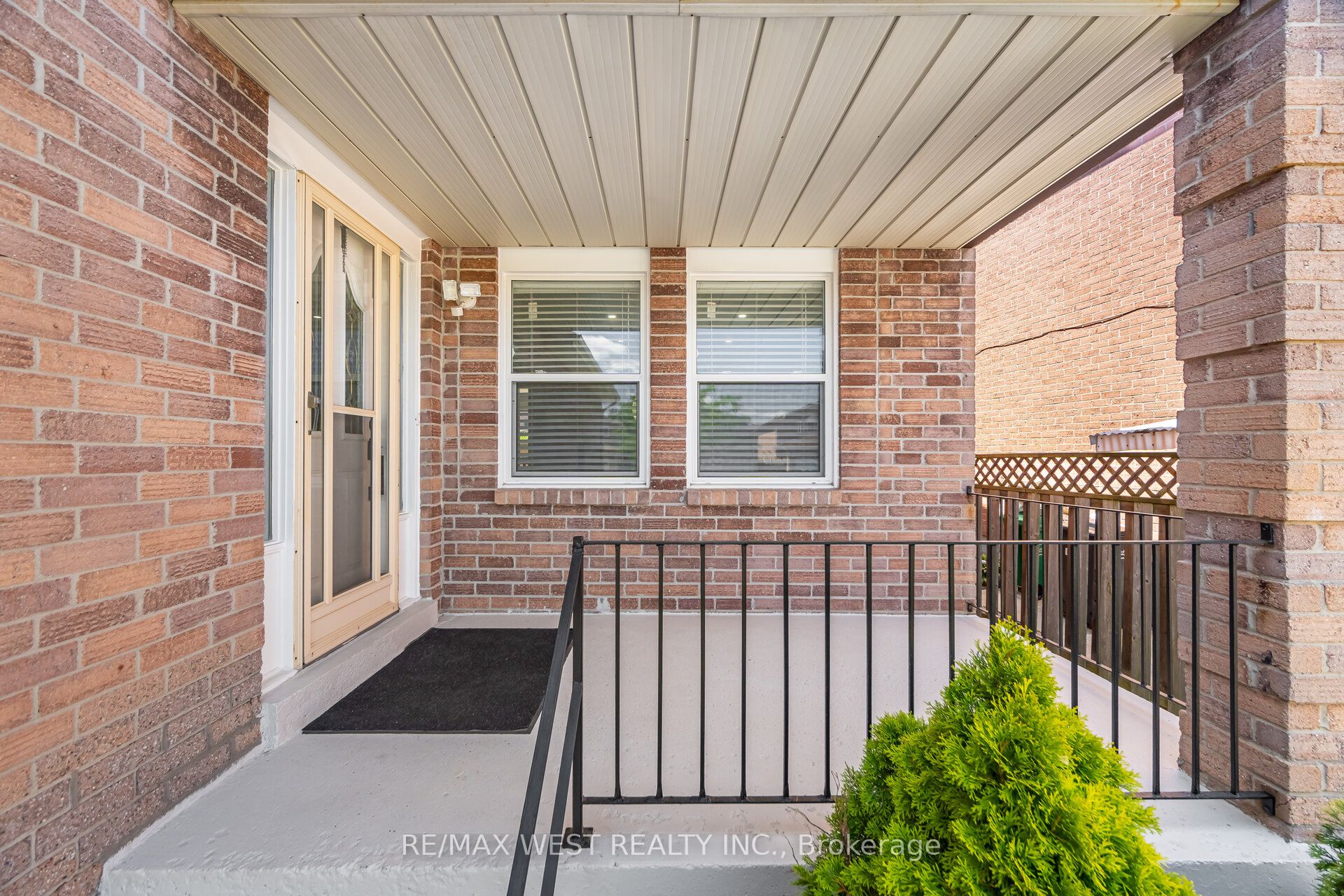 5088 Guildwood Way