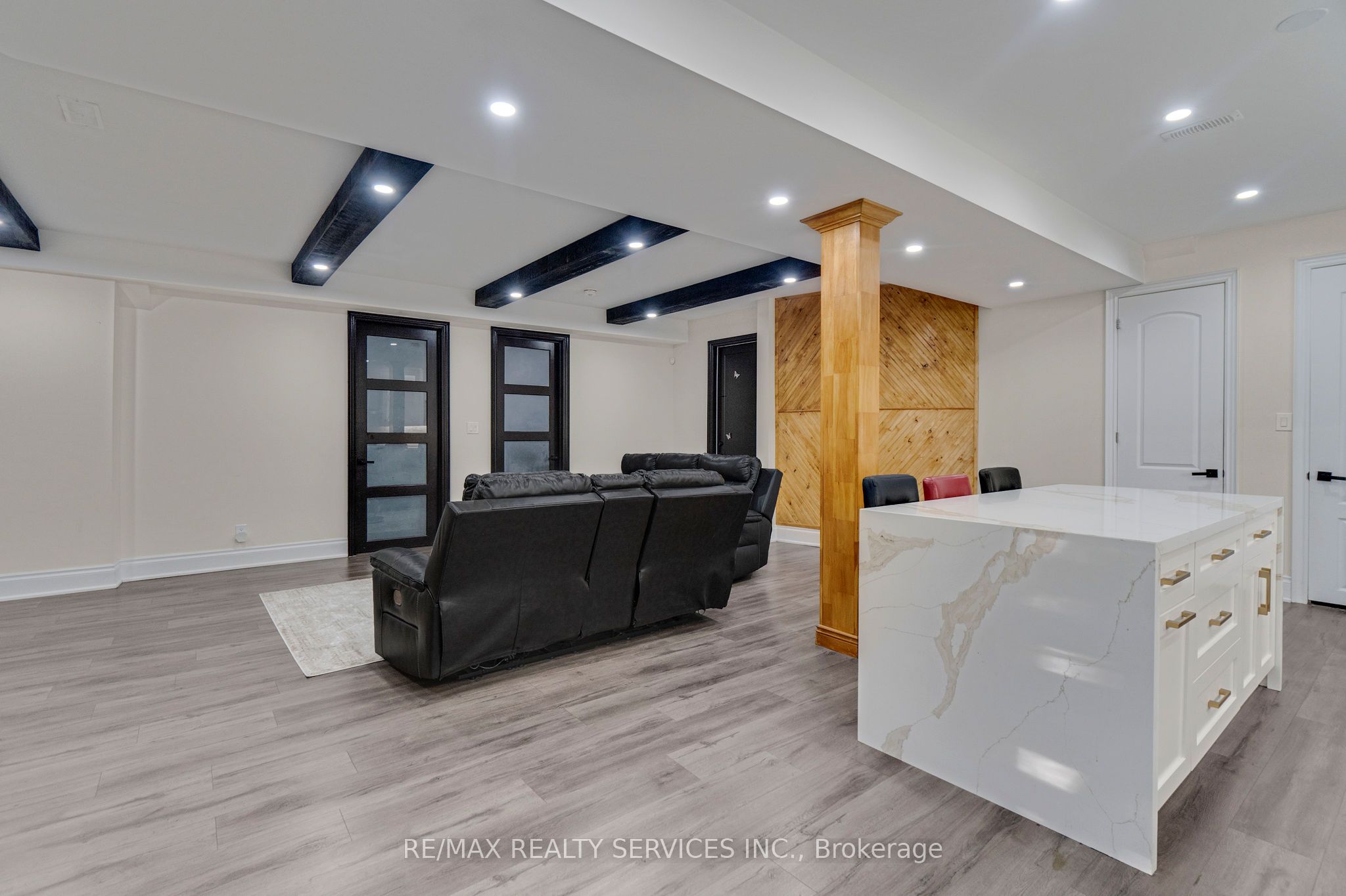 66 Hanbury Crescent Bsmt