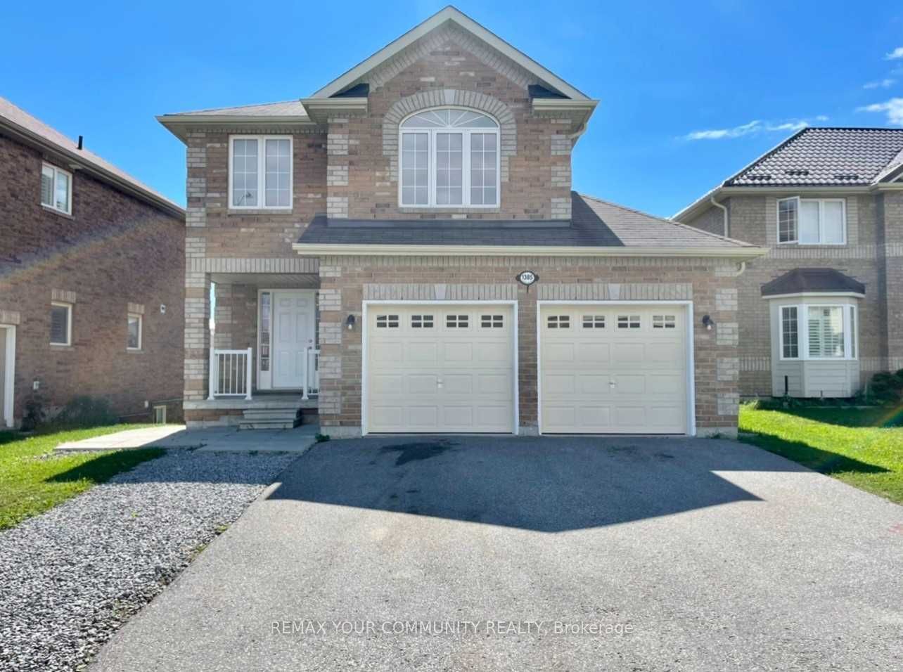 Photo 1 of 18 — 1385 Hunter Street Main Floor, Innisfil, ON L9S 4B7