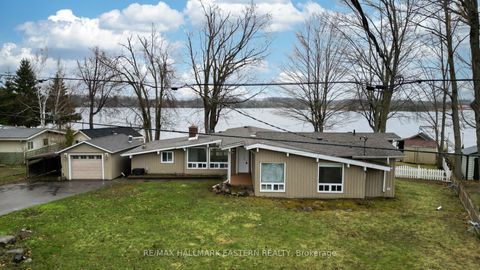 Photo of 30 Edgewater Drive, Selwyn, ON K0L 1T0 (MLS # X12470312)