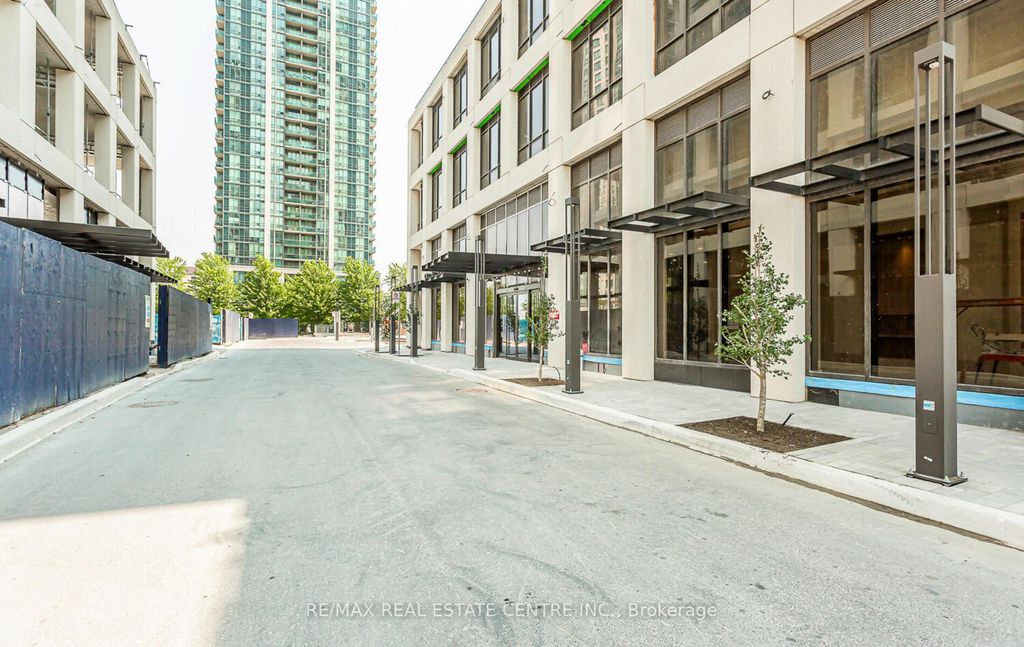 Photo of 36 Elm Drive W #1610, Mississauga, ON L5B 1L9 (MLS # W13018058)
