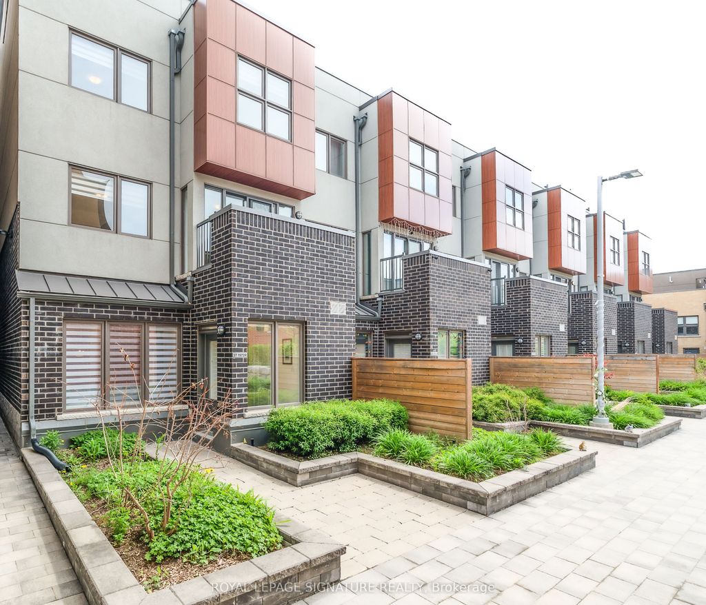 Photo of 1972 Victoria Park Avenue #27, Toronto, ON M1R 1V1 (MLS # C12551246)