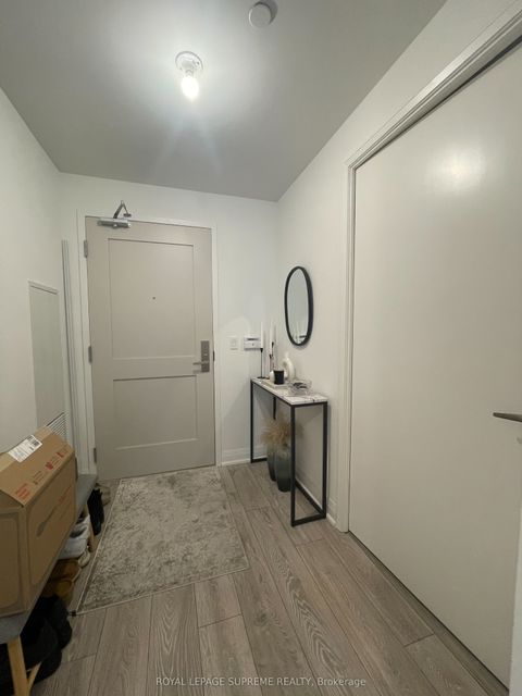 26 Gibbs Road 646 Toronto ON M9B 0E3