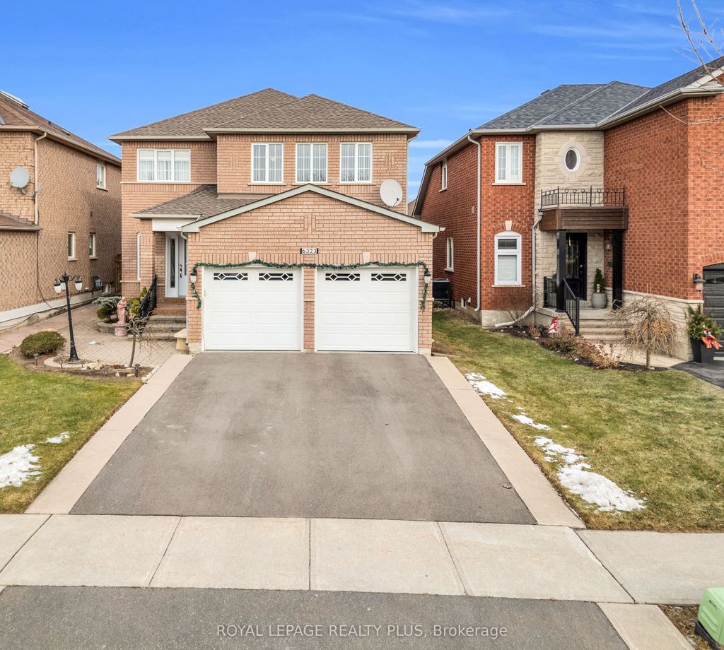 Photo of 6323 Lisgar Drive, Mississauga, ON L5N 7W2 (MLS # W12649426)