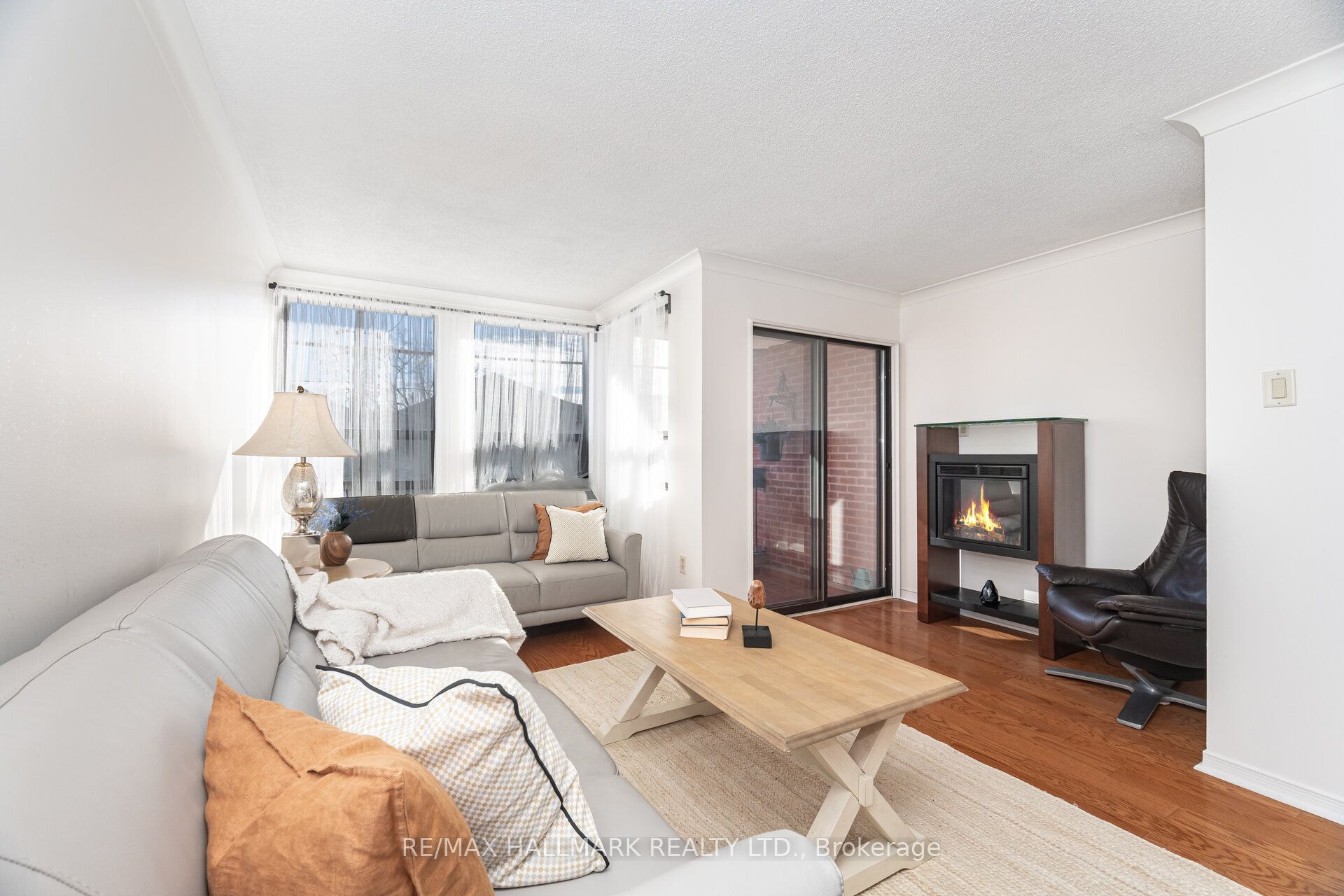 2112 Queen Street E #10