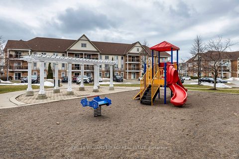 Property photo of 94 aspen springs drive 204, clarington, ON l1c 5n4