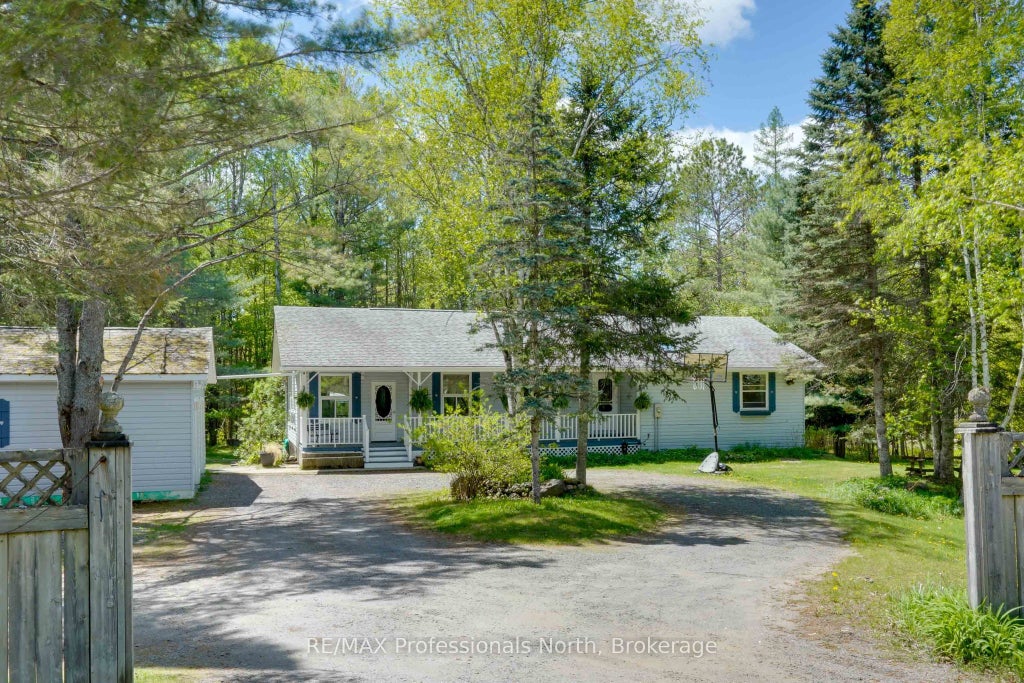 Photo of 2593 Brunel Road, Huntsville, ON P1H 2J3 (MLS # X13742126)