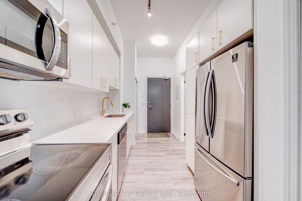 Photo of 11611 Yonge Street #525, Richmond Hill, ON L4E 1G2 (MLS # N13010516)